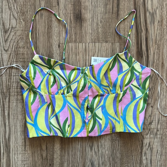 NEW! Zara Wavy Print Crop Top with spaghetti straps - Picture 7 of 11